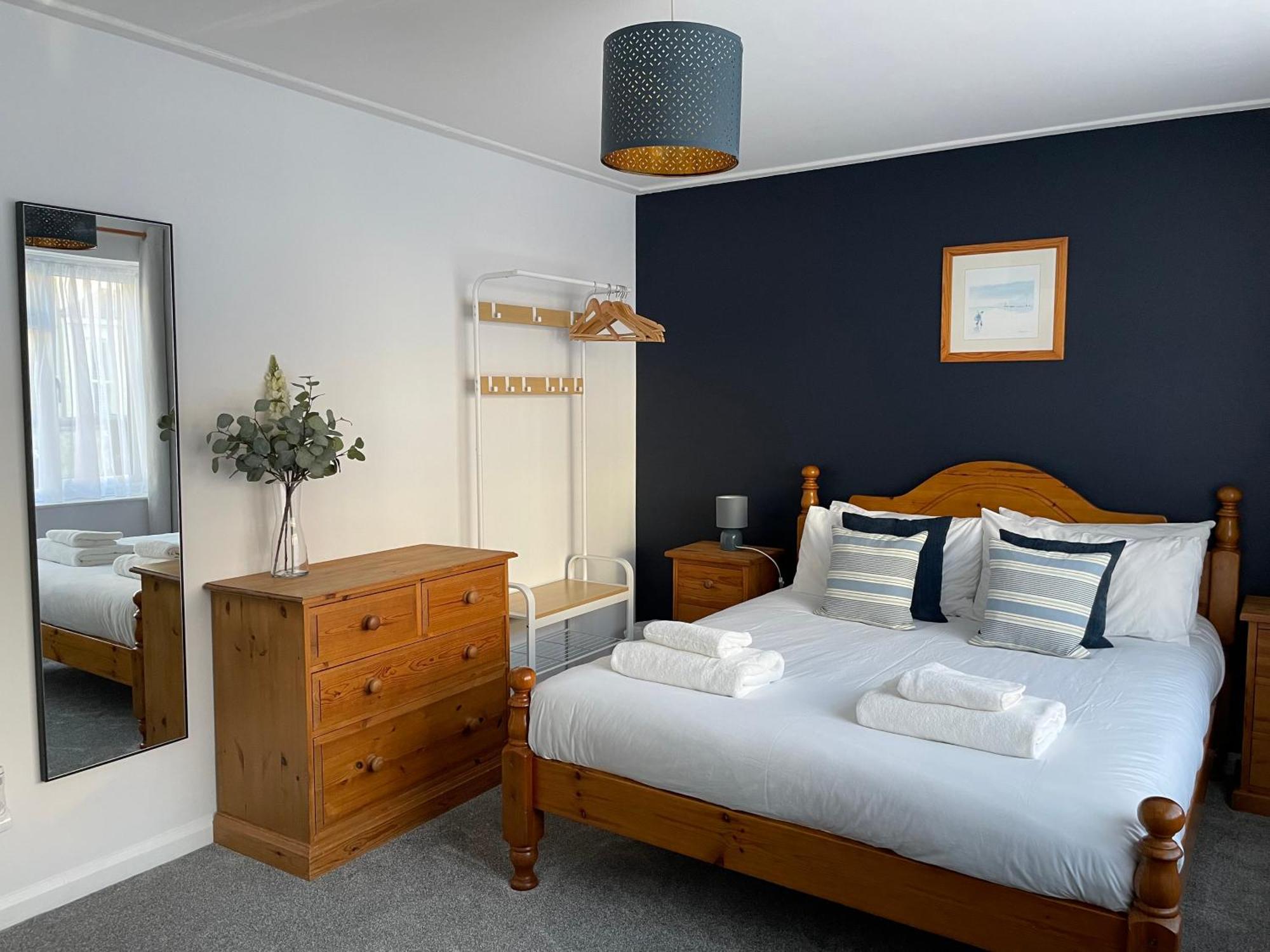 The Seagull, With Driveway And Patio Garden Villa Whitstable Eksteriør bilde